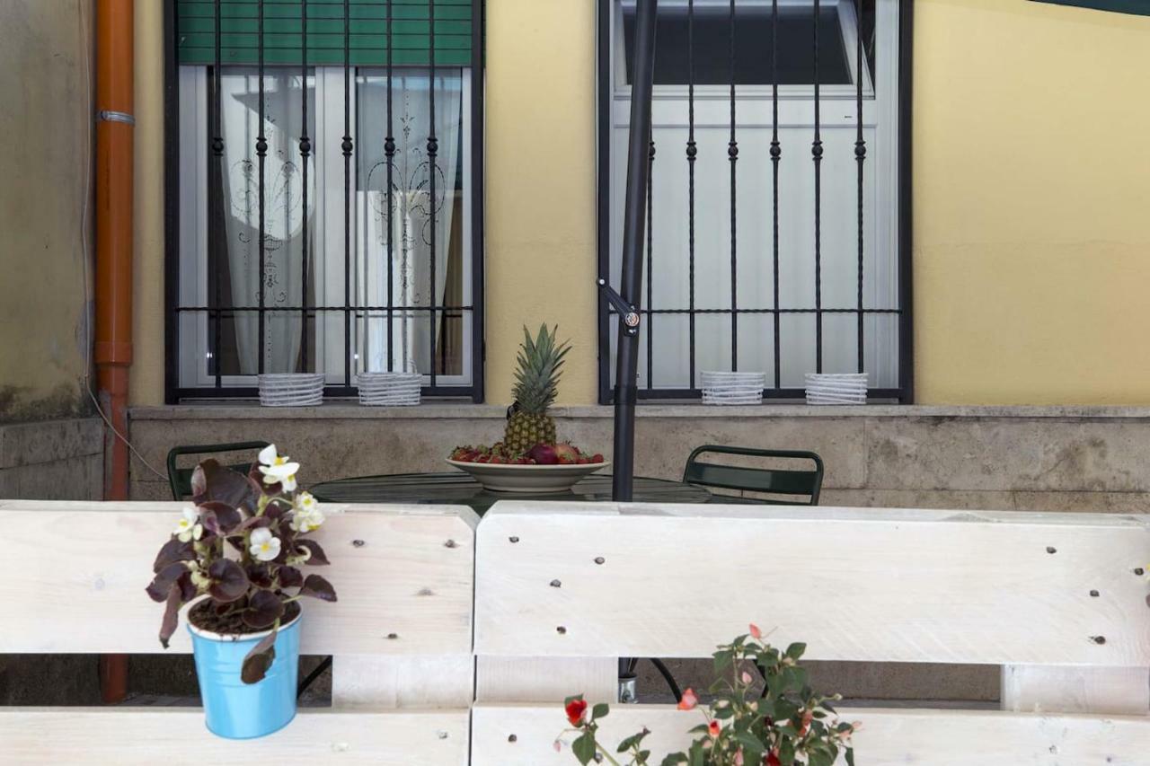 Il Cortiletto Di Via Tuscolana Daire Roma Dış mekan fotoğraf